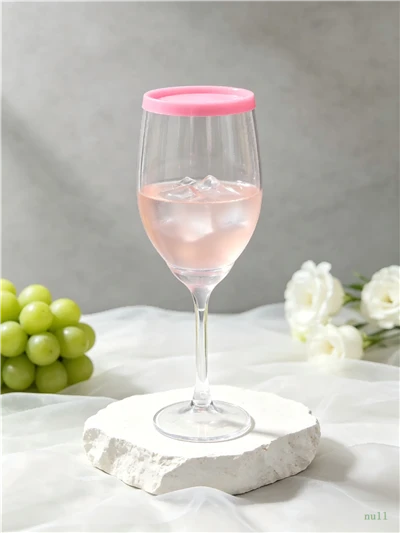 Nelomljive plastične čaše za vino sa poklopcima